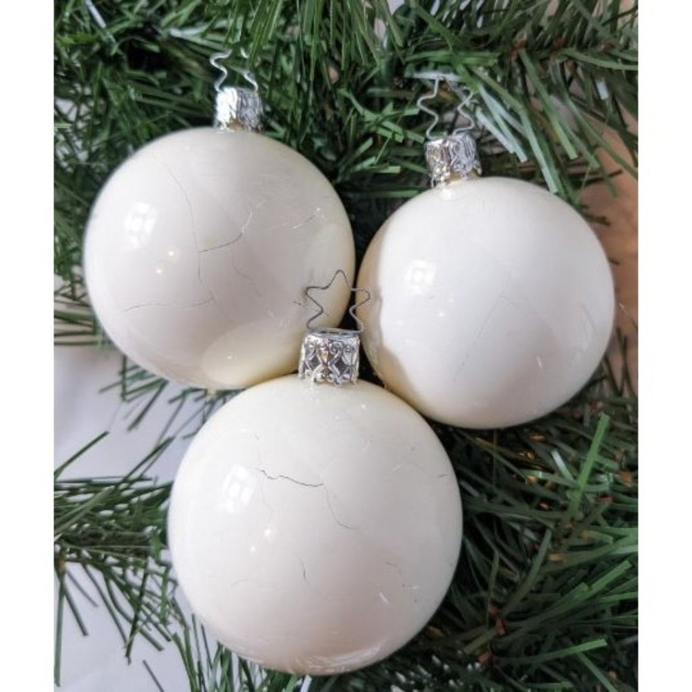 White Ball Retired Old World Christmas Inge Glas Ornaments